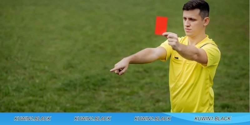 Khám phá bản chất của kèo thẻ phạt